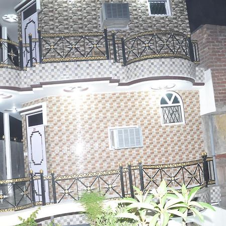 Hotel Pari Jalandhar Eksteriør bilde