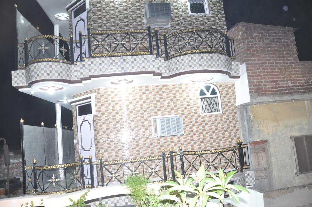 Hotel Pari Jalandhar Eksteriør bilde